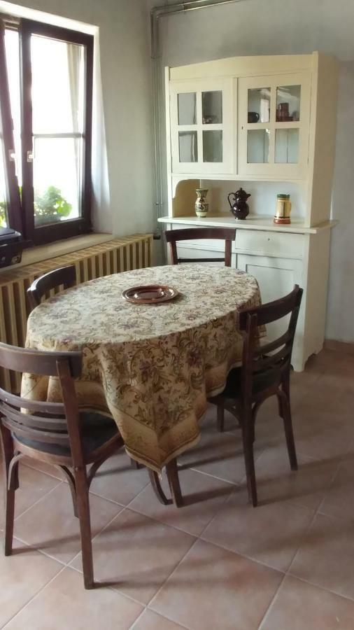Oncsa Vendeghaz Hotel Gyöngyös Buitenkant foto